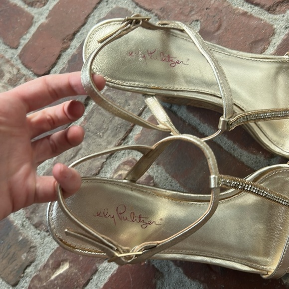Lilly Pulitzer Gold Leather Metallic Wedge Sandals with Rhinestones Size 10 - Picture 2 of 9